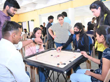 Carrom1
