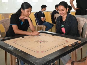 Carrom3